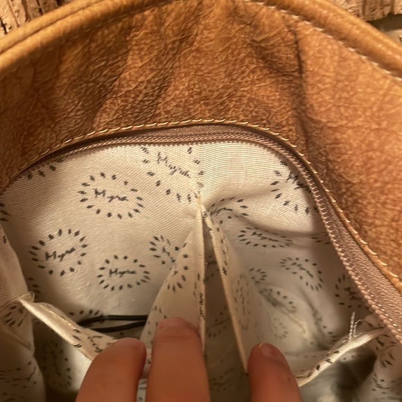 Purse - Picture 7 of 9